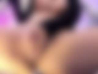 akura011's Live Sex Cam Show