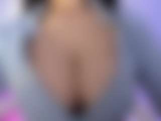 akura011's Live Sex Cam Show