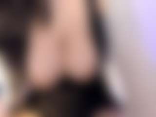 akura011's Live Sex Cam Show