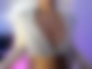 akura011's Live Sex Cam Show