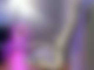 akura011's Live Sex Cam Show