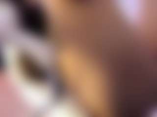 akura011's Live Sex Cam Show