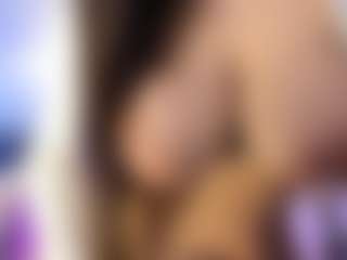 akura011's Live Sex Cam Show