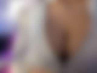 akura011's Live Sex Cam Show