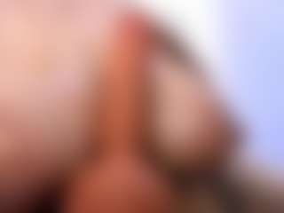 akura011's Live Sex Cam Show