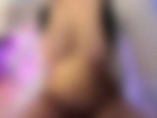 akura011's Live Sex Cam Show