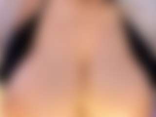 akura011's Live Sex Cam Show