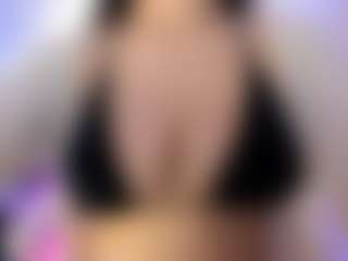 akura011's Live Sex Cam Show