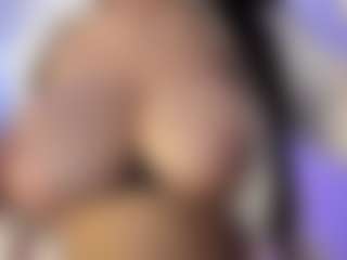 akura011's Live Sex Cam Show