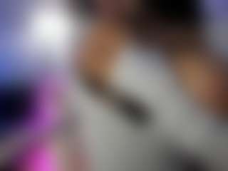 akura011's Live Sex Cam Show