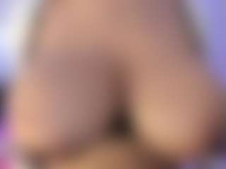 akura011's Live Sex Cam Show