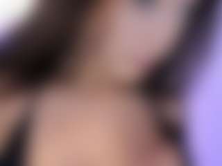 akura011's Live Sex Cam Show