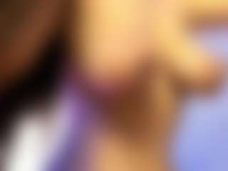 akura011's Live Sex Cam Show