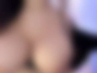 akura011's Live Sex Cam Show