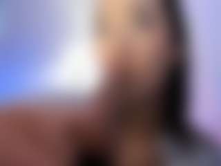 akura011's Live Sex Cam Show