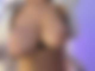 akura011's Live Sex Cam Show