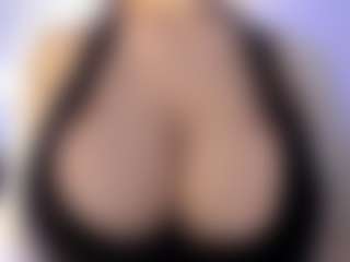 akura011's Live Sex Cam Show