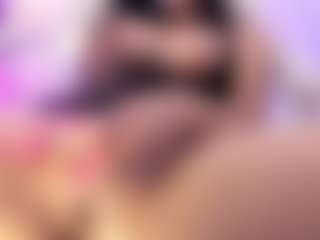 akura011's Live Sex Cam Show