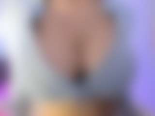 akura011's Live Sex Cam Show
