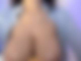 akura011's Live Sex Cam Show