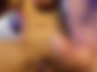 akura011's Live Sex Cam Show