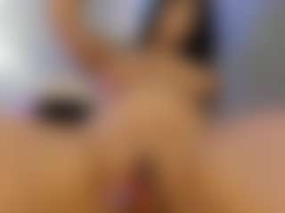 akura011's Live Sex Cam Show