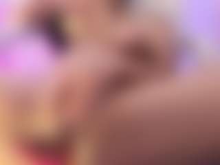 akura011's Live Sex Cam Show
