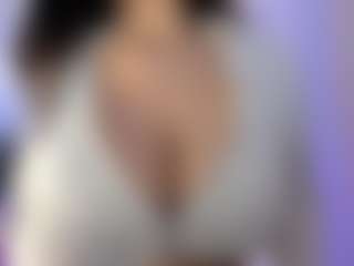 akura011's Live Sex Cam Show