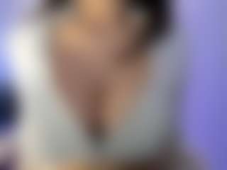Live cam show with akura011 - Aussie on Camsoda