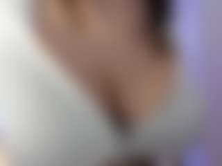 akura011's Live Sex Cam Show