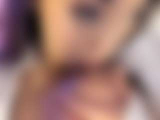 akura011's Live Sex Cam Show