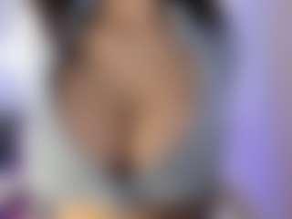 akura011's Live Sex Cam Show
