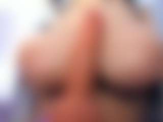 akura011's Live Sex Cam Show