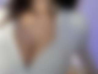 akura011's Live Sex Cam Show
