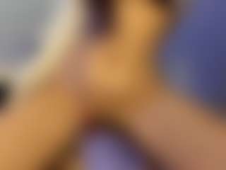 akura011's Live Sex Cam Show