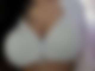 akura011's Live Sex Cam Show