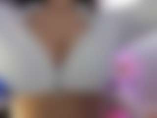 akura011's Live Sex Cam Show