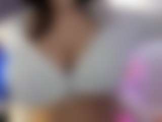 akura011's Live Sex Cam Show