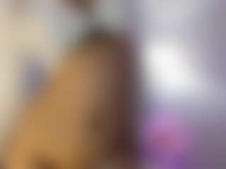 akura011's Live Sex Cam Show