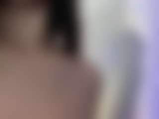 akura011's Live Sex Cam Show