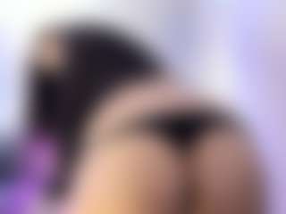 akura011's Live Sex Cam Show