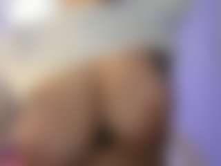 akura011's Live Sex Cam Show