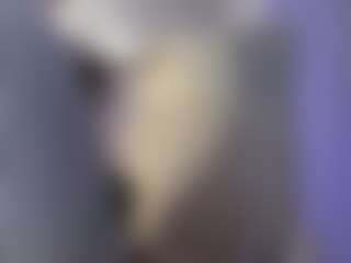 akura011's Live Sex Cam Show