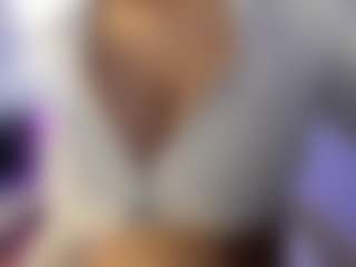akura011's Live Sex Cam Show
