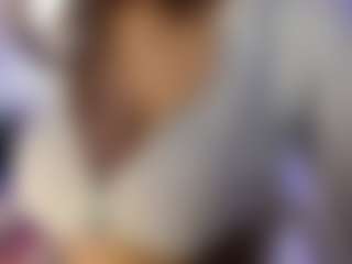 akura011's Live Sex Cam Show