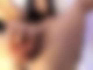akura011's Live Sex Cam Show