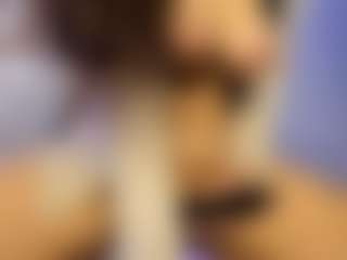 akura011's Live Sex Cam Show
