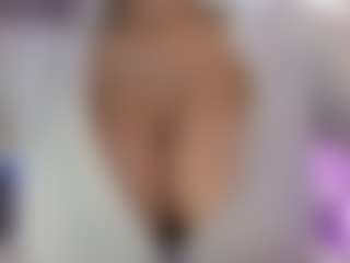 akura011's Live Sex Cam Show
