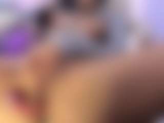 akura011's Live Sex Cam Show