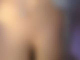 akura011's Live Sex Cam Show
